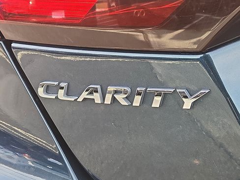 Certified 2018 Honda Clarity Touring image 30