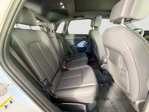 Certified 2025 Audi Q3 2.0T Premium w/ Convenience Package AWD/4WD image 26