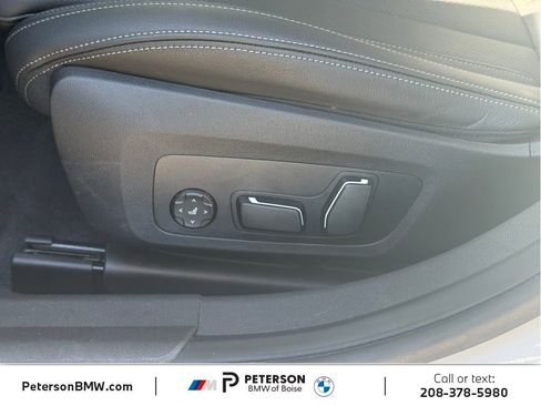 Used 2025 BMW 330i xDrive Sedan w/ Convenience Package AWD/4WD image 12