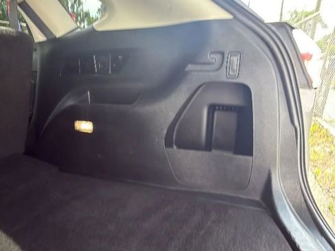 Used 2023 Ford Edge SEL AWD/4WD image 41