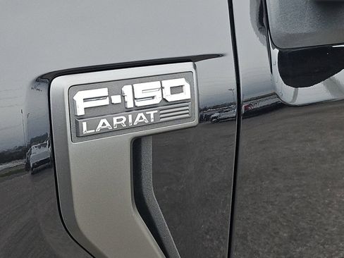 Used 2023 Ford F150 Lariat image 10
