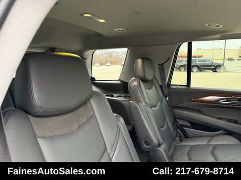 Used 2018 Cadillac Escalade Premium Luxury image 78