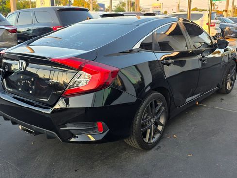 Used 2019 Honda Civic Sport image 7