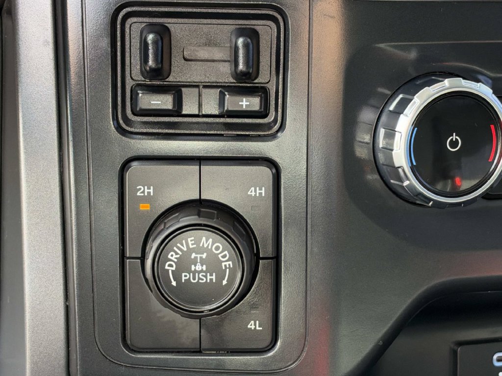 Used 2022 Ford F150 XLT w/ Equipment Group 301A Mid AWD/4WD image 20