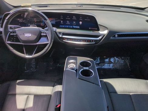Certified 2024 Cadillac Lyriq Luxury RWD image 21