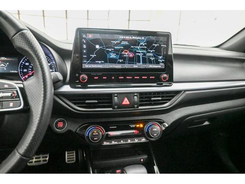 Used 2024 Kia Forte GT-Line w/ GT-Line Premium Package image 14