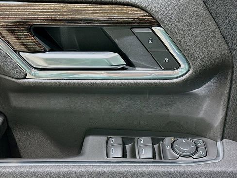 New 2026 GMC Sierra 1500 Elevation image 18