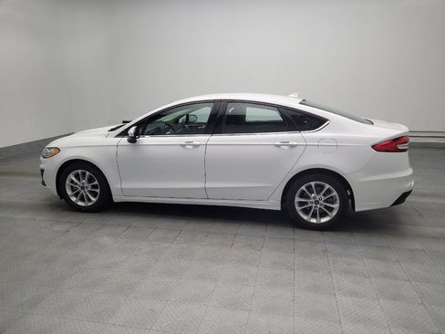 Used 2020 Ford Fusion SE image 3