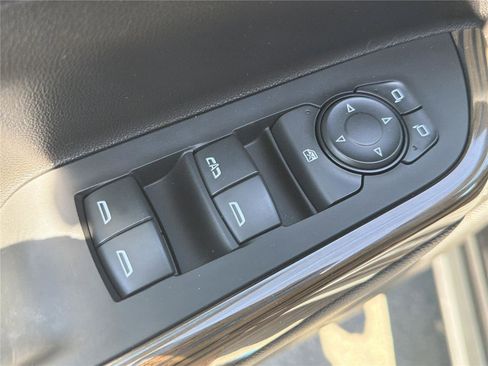 Used 2023 GMC Acadia SLE w/ Driver Convenience Package AWD/4WD image 19
