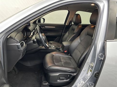 Used 2021 MAZDA CX-5 Touring image 9