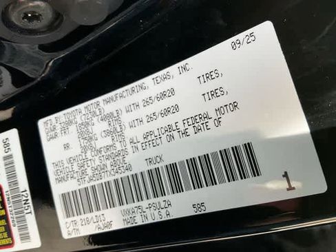 Certified 2026 Toyota Tundra Limited w/ Power Package image 28