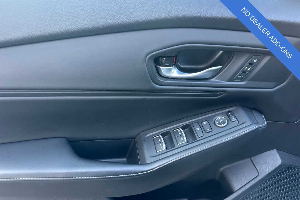 Used 2023 Honda Accord Sport image 11