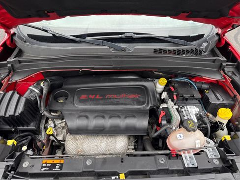 Used 2016 Jeep Renegade Sport w/ Power & Air Group FWD image 11
