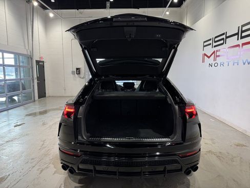 Used 2020 Lamborghini Urus image 41