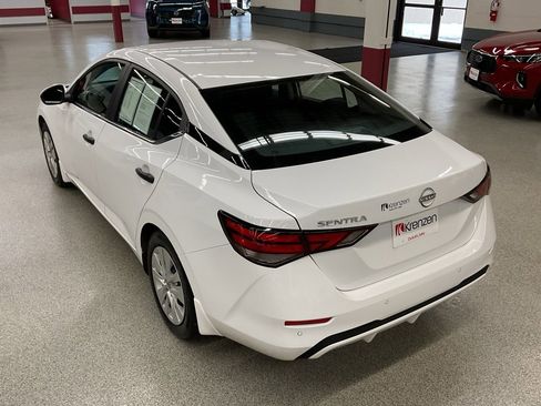 Used 2024 Nissan Sentra S image 7