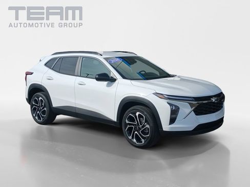 New 2026 Chevrolet Trax RS w/ Driver Confidence Package image 1