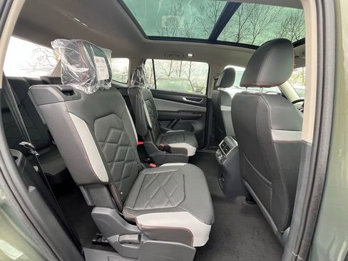 New 2026 Volkswagen Atlas Peak Edition AWD/4WD image 24
