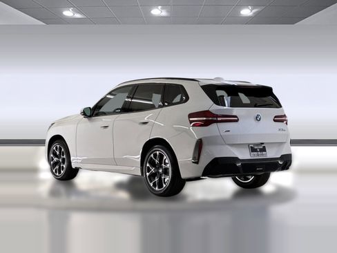 New 2026 BMW X3 xDrive30 w/ M Sport Package image 3