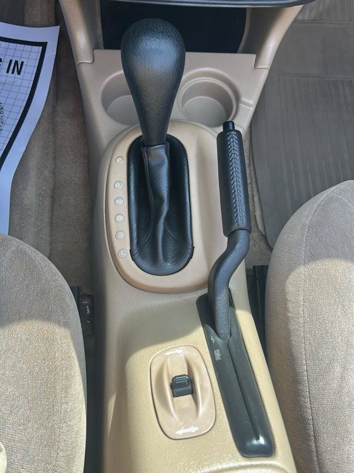 Used 1997 Chrysler Sebring JX FWD image 17