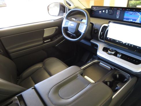 Certified 2025 Ford Expedition Max Active AWD/4WD image 19