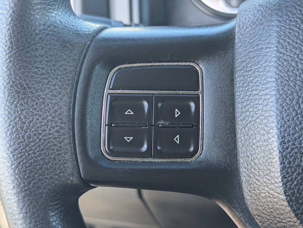 Used 2018 RAM 1500 ST w/ SXT Appearance Group AWD/4WD image 19