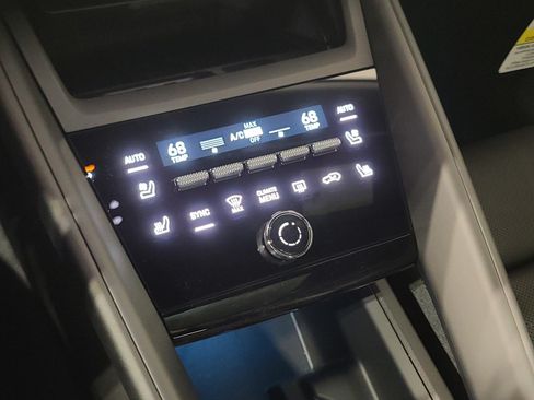 New 2026 Porsche Macan 4 Electric AWD/4WD image 24