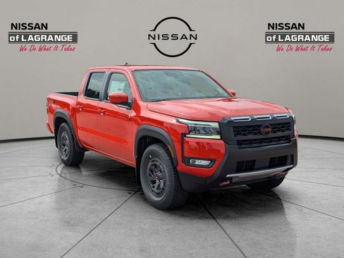 New 2025 Nissan Frontier Pro-X w/ Tow Package RWD image 3
