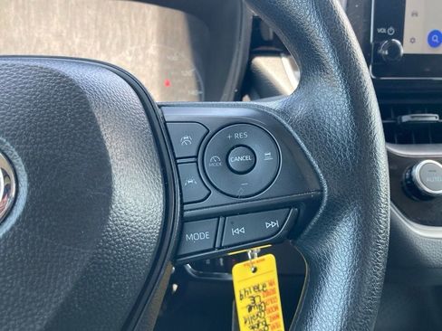 Certified 2025 Toyota Corolla LE FWD image 16