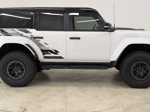 New 2025 Ford Bronco Raptor image 8