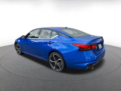 Used 2025 Nissan Altima 2.5 SR image 5