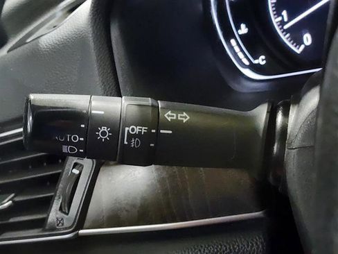 Used 2018 Honda Accord EX-L image 16