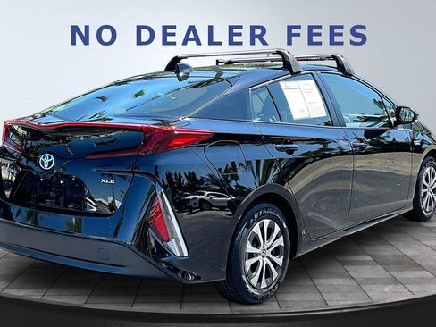 Used 2021 Toyota Prius Prime XLE w/ Carpet Mat Package (TMS) image 6
