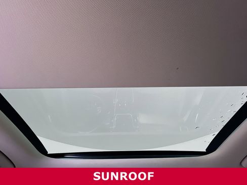 Used 2023 Kia Sorento SX image 28