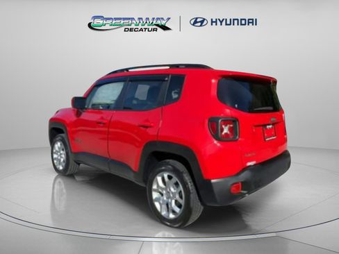 Used 2018 Jeep Renegade Latitude image 19