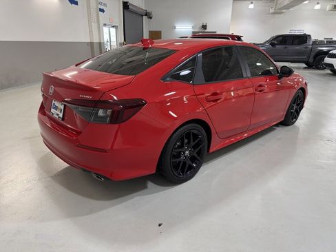 Used 2025 Honda Civic Sport image 9