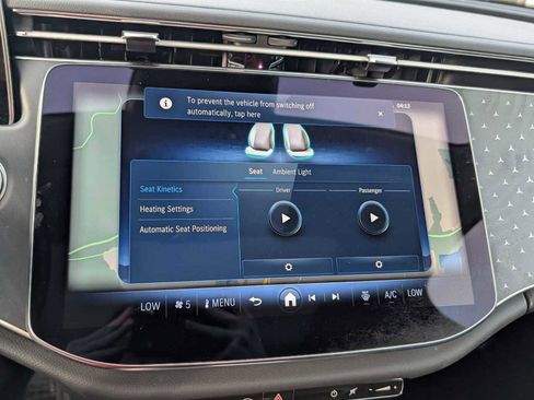 Used 2025 Mercedes-Benz E 450 4MATIC Sedan image 21