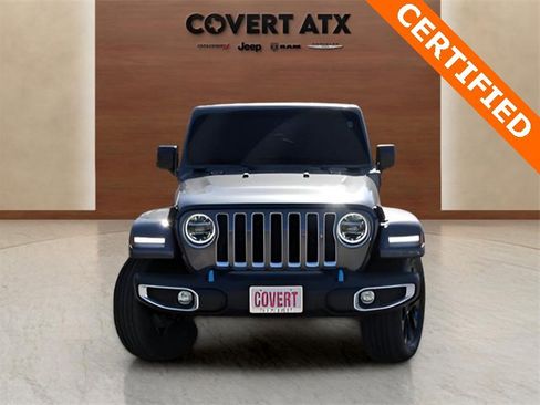 Used 2022 Jeep Wrangler Unlimited Sahara image 8