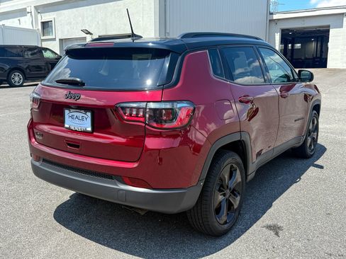 Used 2021 Jeep Compass Latitude w/ Sun and Sound Group AWD/4WD image 7