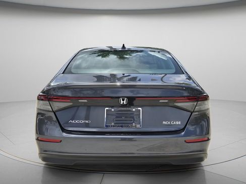 Used 2024 Honda Accord EX image 6