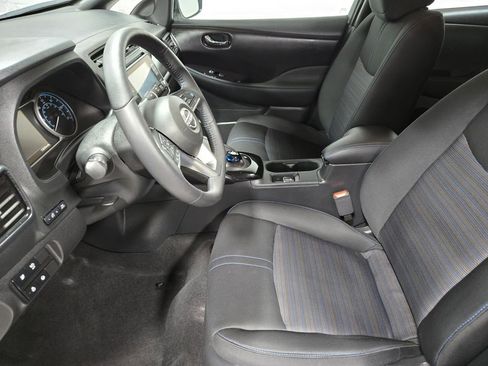 Used 2024 Nissan Leaf SV Plus image 9