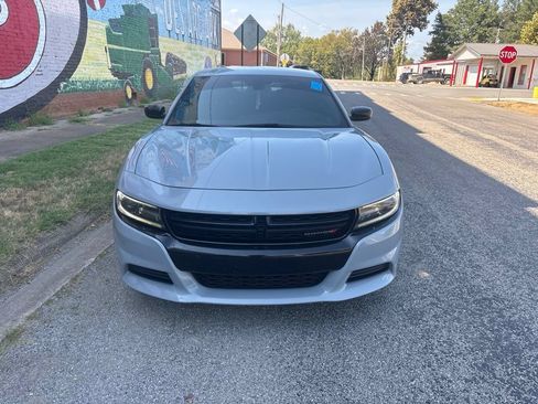 Used 2021 Dodge Charger SXT w/ Blacktop Package RWD image 9