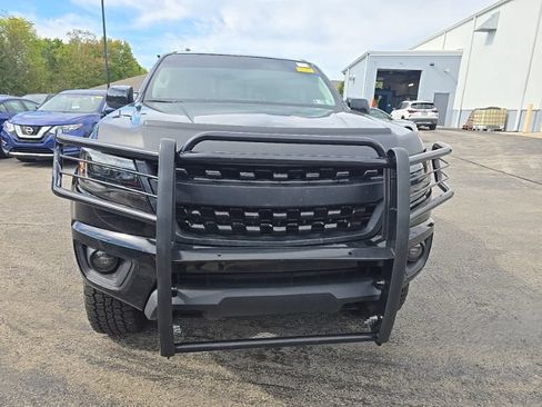 Used 2015 Chevrolet Colorado Z71 AWD/4WD image 2