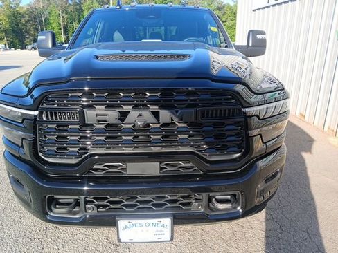 New 2026 RAM 3500 Limited AWD/4WD image 16