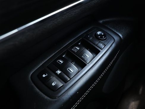 Used 2021 Jeep Grand Cherokee Limited w/ Quick Order Package 28K 80th AWD/4WD image 22