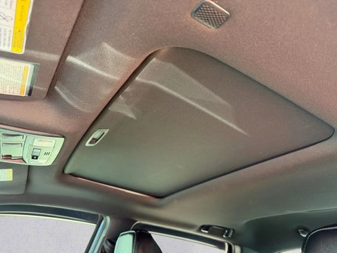 Used 2019 Toyota Tacoma TRD Off-Road AWD/4WD image 21