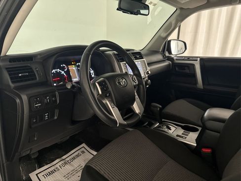 Used 2021 Toyota 4Runner SR5 image 38