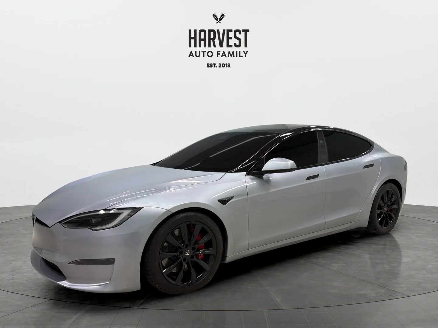 Used 2025 Tesla Model S Plaid AWD/4WD image 1