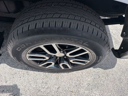 Used 2019 Chevrolet Silverado 1500 LT w/ All-Star Edition RWD image 13