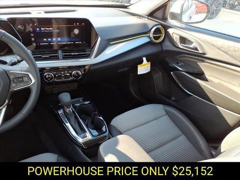 New 2026 Chevrolet Trax LT w/ Driver Confidence Package image 13