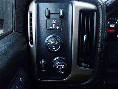 Used 2019 GMC Sierra 2500 Denali w/ Duramax Plus Package image 20